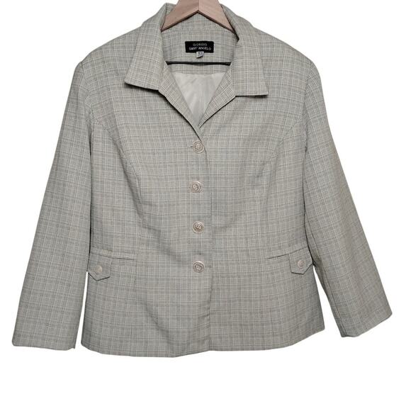 Giorgio Sant'Angelo Jackets & Blazers - Vintage Giorgio Sant’Angelo Cream Plaid Blazer, 18W35